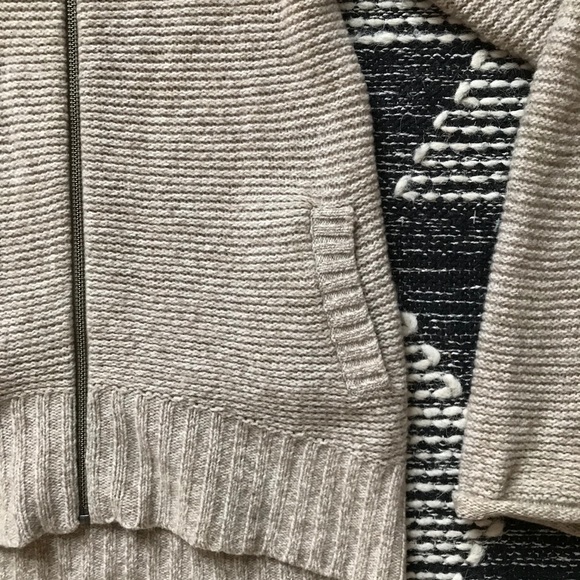 TNA zip up cardigan - Picture 2 of 2